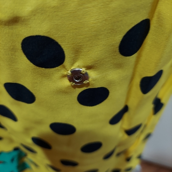 VINTAGE COLORFUL SKIRT. Funky flowers. - Picture 4 of 5